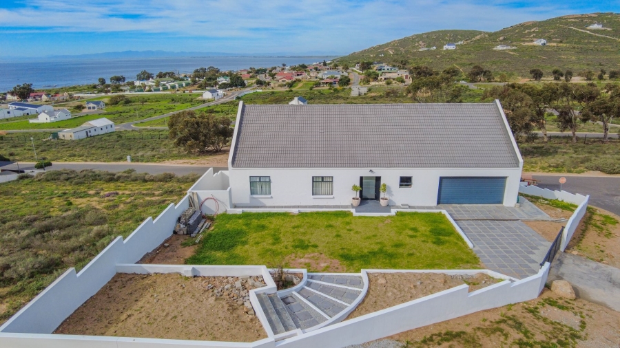 3 Bedroom Property for Sale in Britannica Heights Western Cape